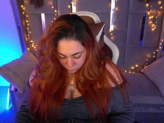 AmazonkaStarrr's BongaCams show and profile