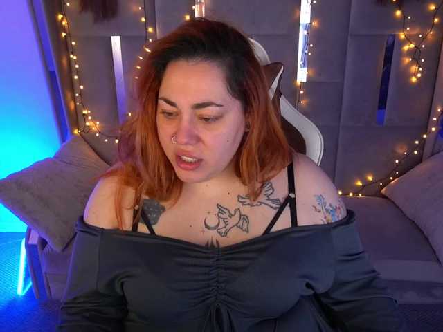 AmazonkaStarrr's BongaCams show and profile