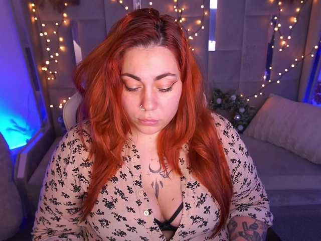 AmazonkaStarrr's BongaCams show and profile
