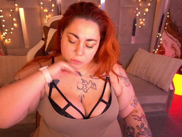 AmazonkaStarrr from BongaCams