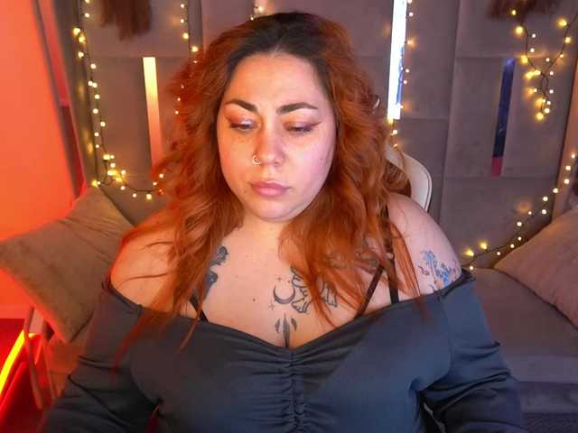 AmazonkaStarrr's BongaCams show and profile