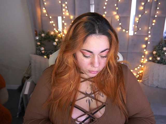 AmazonkaStarrr's BongaCams show and profile
