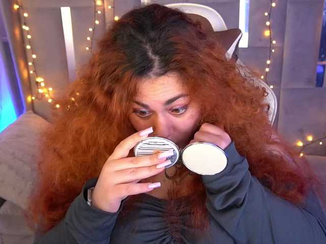 AmazonkaStarrr's BongaCams show and profile