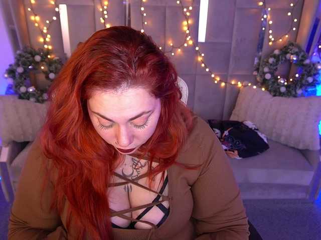 AmazonkaStarrr's BongaCams show and profile