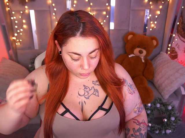 AmazonkaStarrr's BongaCams show and profile