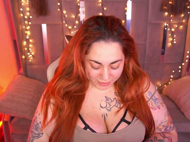 AmazonkaStarrr's BongaCams show and profile
