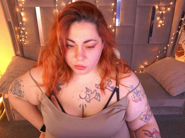 AmazonkaStarrr's BongaCams show and profile