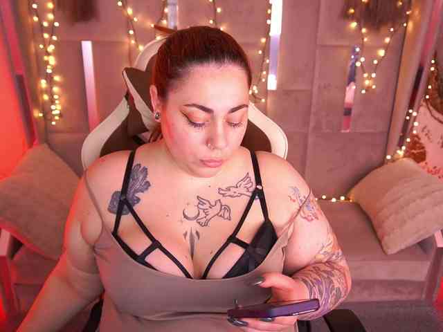 AmazonkaStarrr Live Webcam on BongaCams