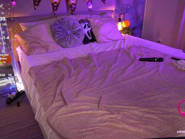 Masturbate to BongaCams's KiraRoxx KiraRoxx from BongaCams