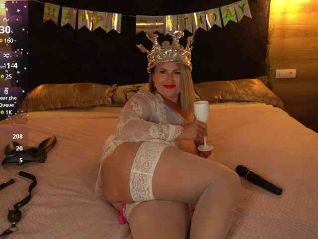 free chat room KiraRoxx