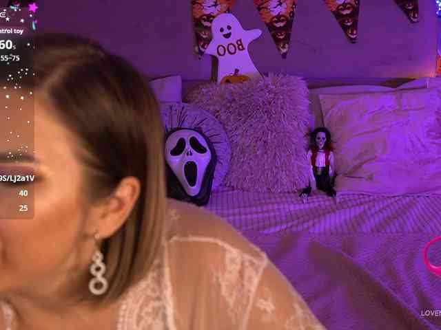 KiraRoxx webcam