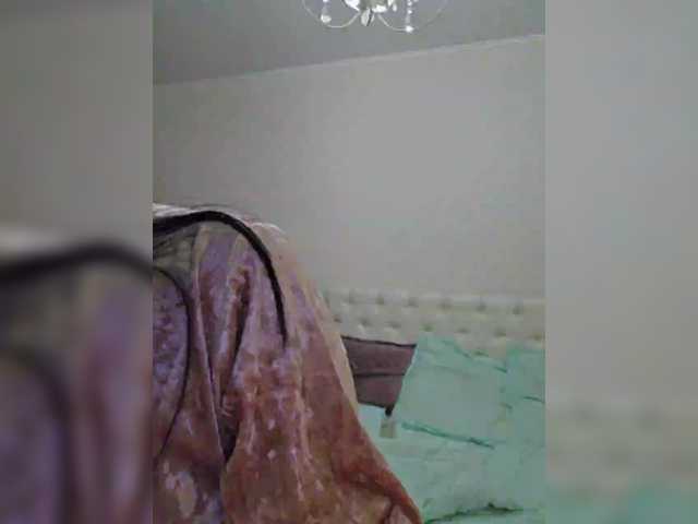 Evgesha-15 Live Cam on BongaCams