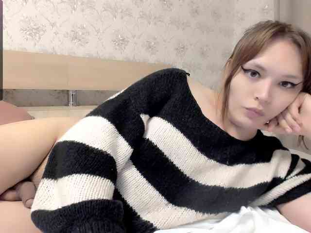 fem-to Live Webcam on BongaCams