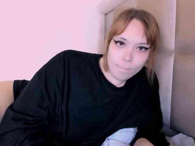 fem-to Live Webcam on BongaCams