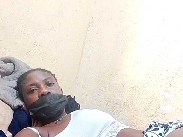 Sexyblackya's BongaCams show and profile