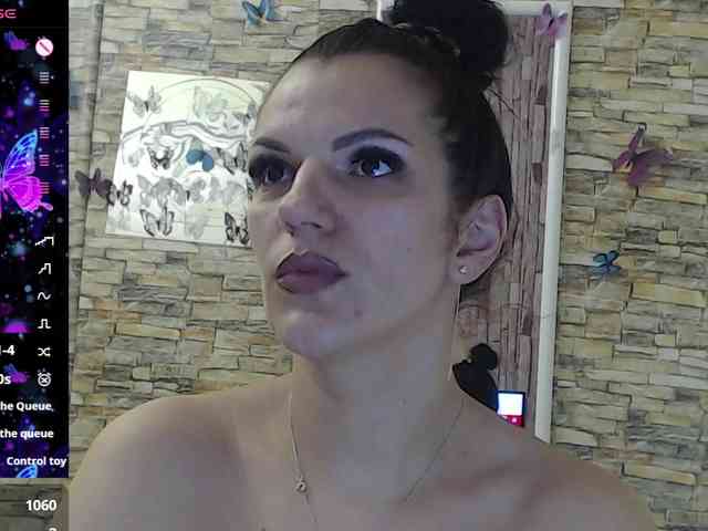 lovediamond1 Live Webcam on BongaCams