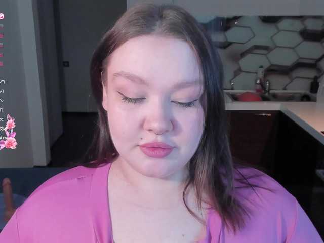 LilyBell's BongaCams show and profile