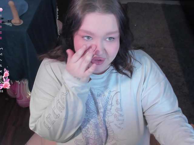 LilyBell's BongaCams show and profile