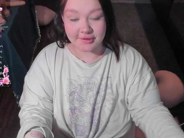 LilyBell free chat on liveonude