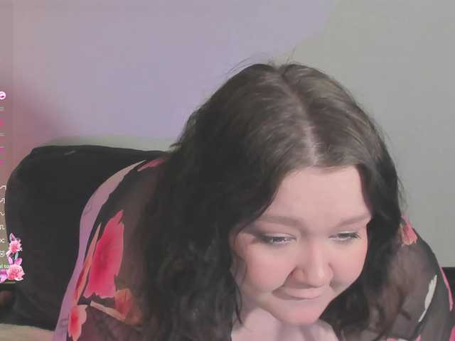 LilyBell's BongaCams show and profile