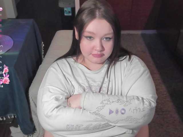 LilyBell – webcam model profile photo