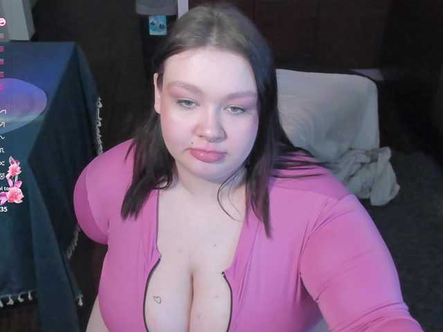 LilyBell's BongaCams show and profile