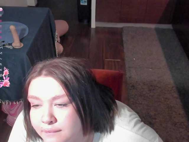 LilyBell's BongaCams show and profile