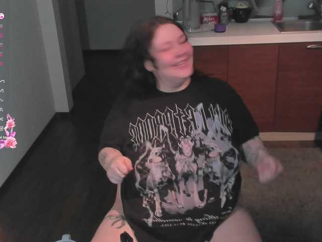 видео с LilyBell