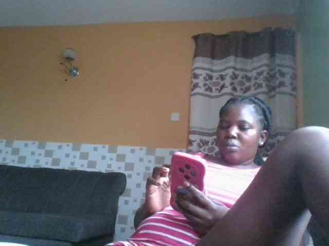 Cute-Diva webcam