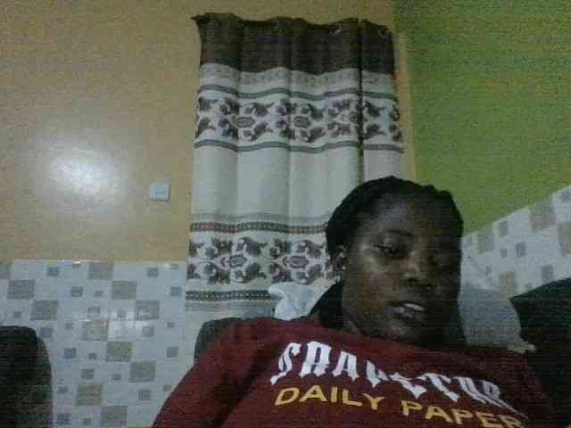 Cute-Diva webcam