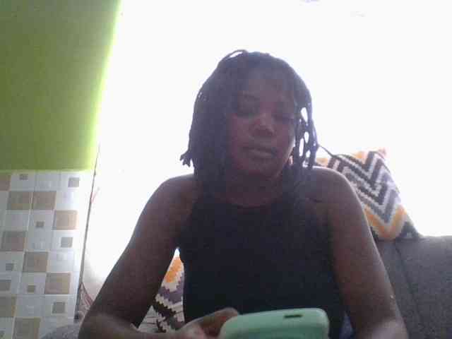 Cute-Diva webcam