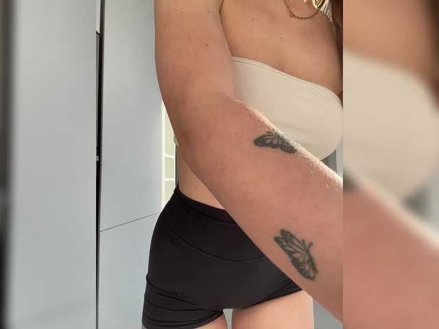 Lolichka20 from BongaCams is Freechat