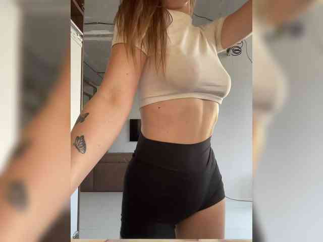 Lolichka20 Live Webcam on BongaCams