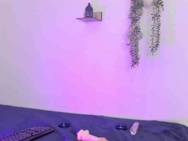 Brendalee1 Live Webcam on BongaCams
