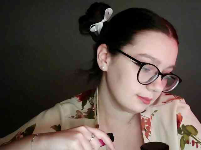 Lizzii20 Live Webcam on BongaCams