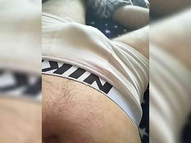 Maks1997b Live Webcam on BongaCams