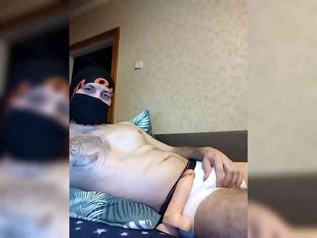 Maks1997b Live Webcam on BongaCams