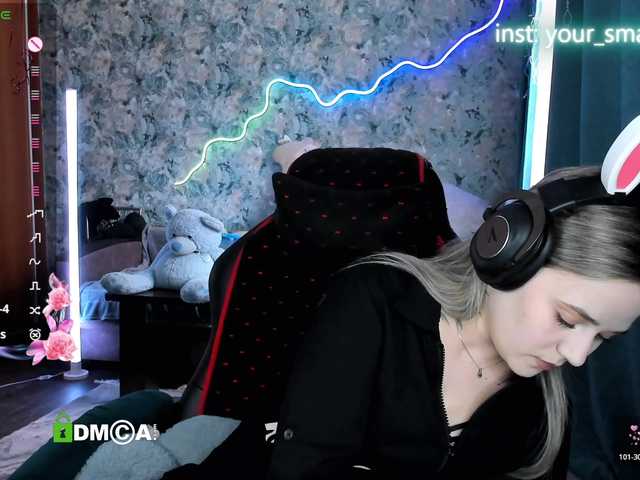 your-small-bunny's BongaCams show and profile