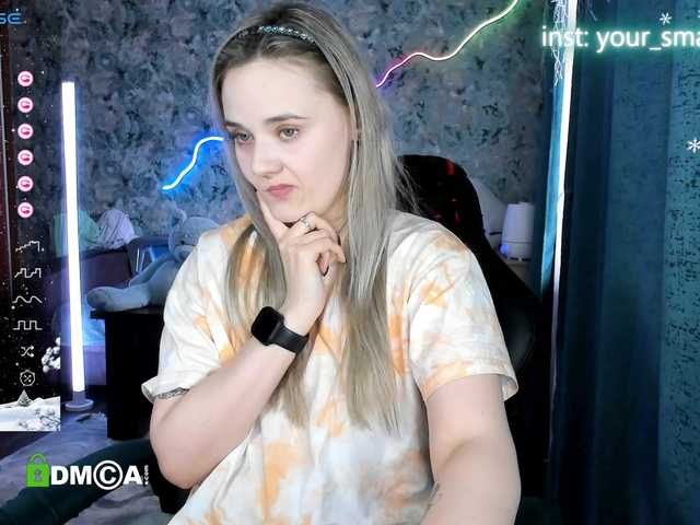 your-small-bunny's BongaCams show and profile