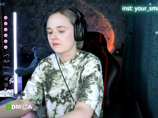 your-small-bunny's BongaCams show and profile