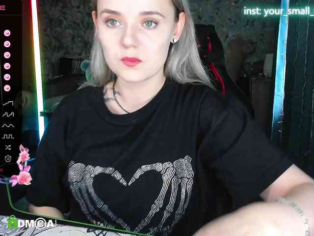 your-small-bunny Live Webcam on BongaCams
