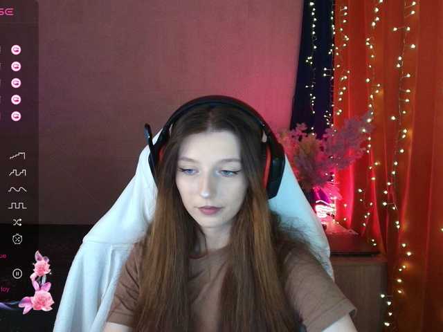 Sex chat gratuit in direct cu LinaCute pe BongaCams