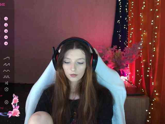 kinky chat LinaCute