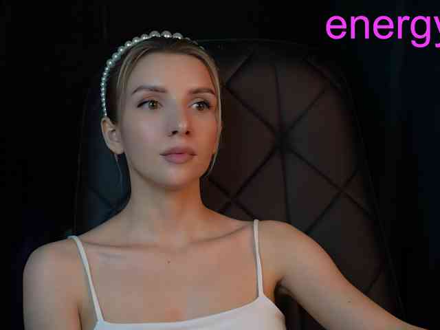 Malyshkaaa webcam