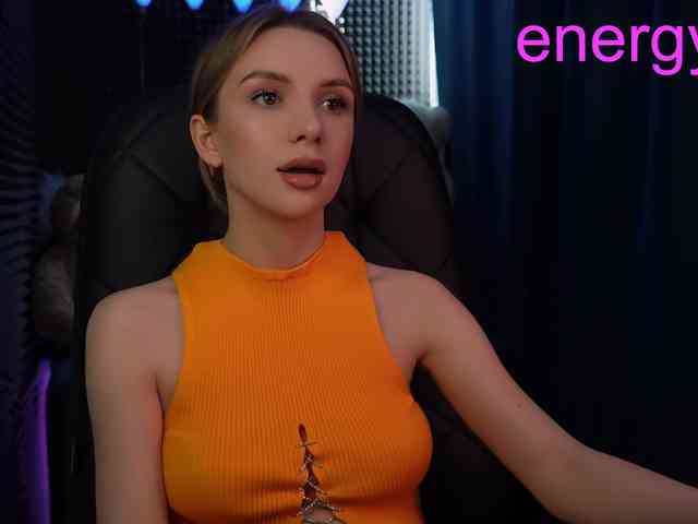 Malyshkaaa webcam