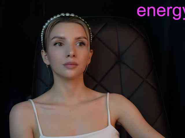 Malyshkaaa Live Webcam on BongaCams
