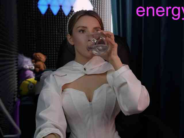 Malyshkaaa webcam