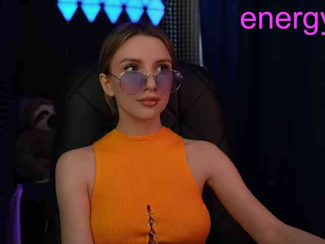 Malyshkaaa webcam