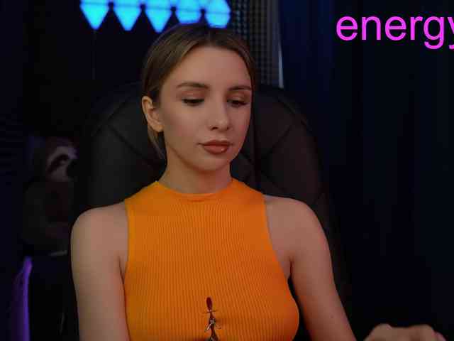 Malyshkaaa webcam
