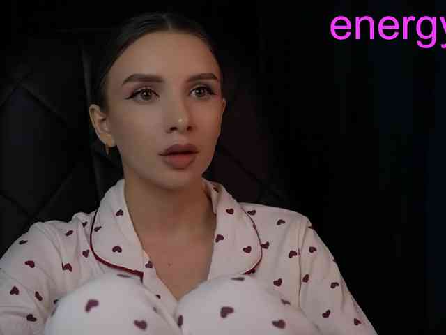 Malyshkaaa webcam